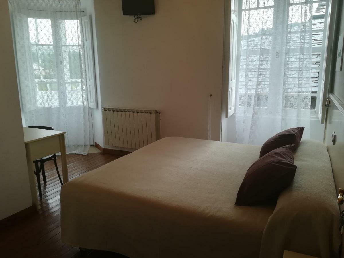 Casa Simon Hotel Triacastela Luaran gambar